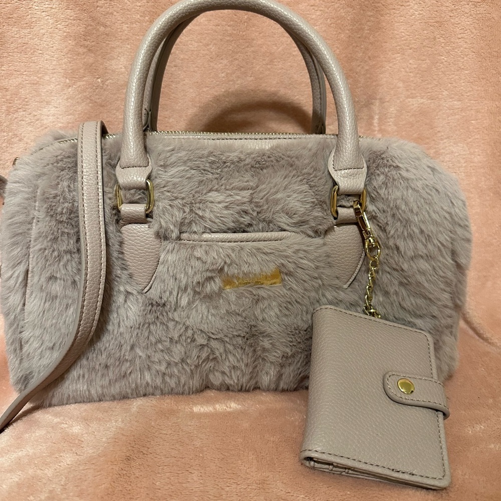 Handbag
